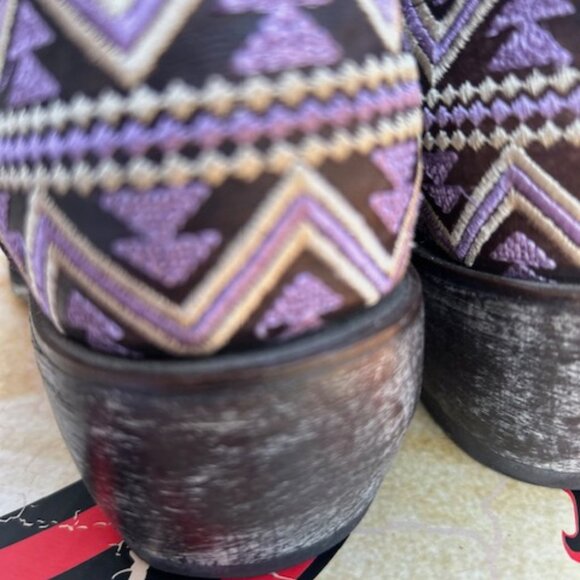 YIPPEE KIYAY Old Gringo Alexa 8” Distressed Leather Boots - Picture 7 of 16